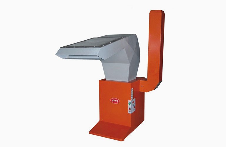 Thread Sucking Machine